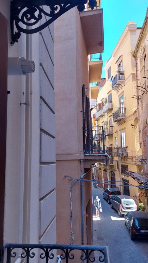 Appartamento In Pieno Centro I Mori E Le Dame Palermo Bagian luar foto