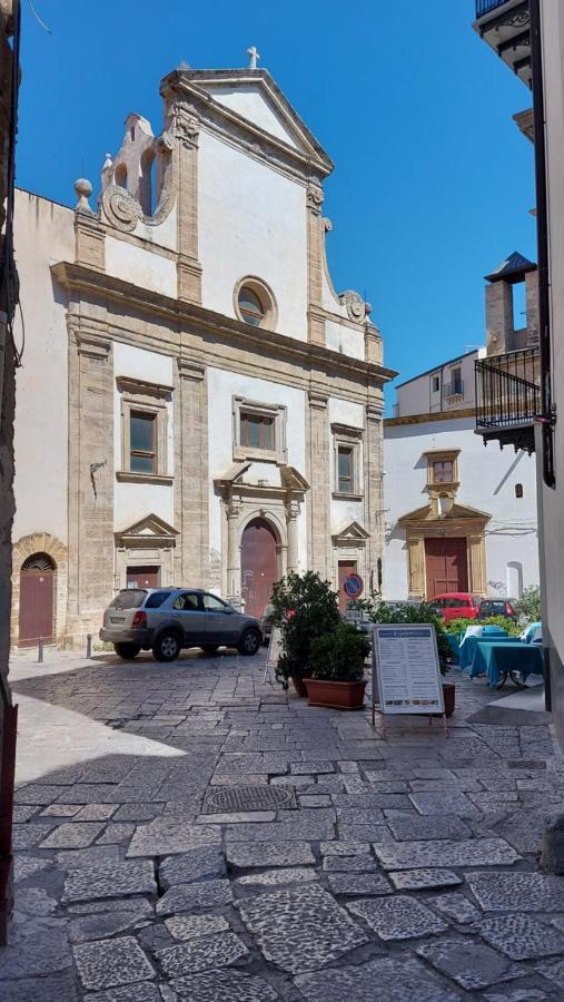 Appartamento In Pieno Centro I Mori E Le Dame Palermo Bagian luar foto